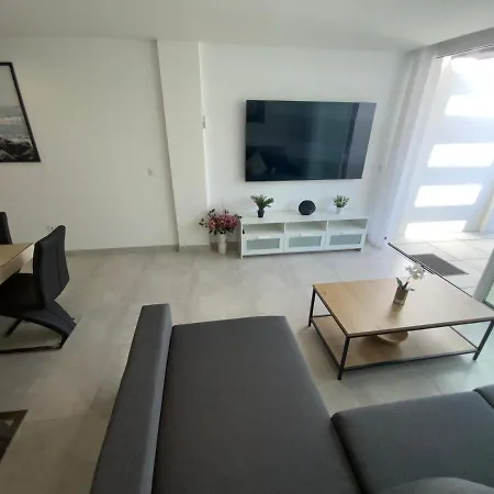 Casa Banderas - La Cala De Mijas Lovely 3 Bed Apartamento *
