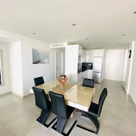 Casa Banderas - La Cala De Mijas Lovely 3 Bed דירה *